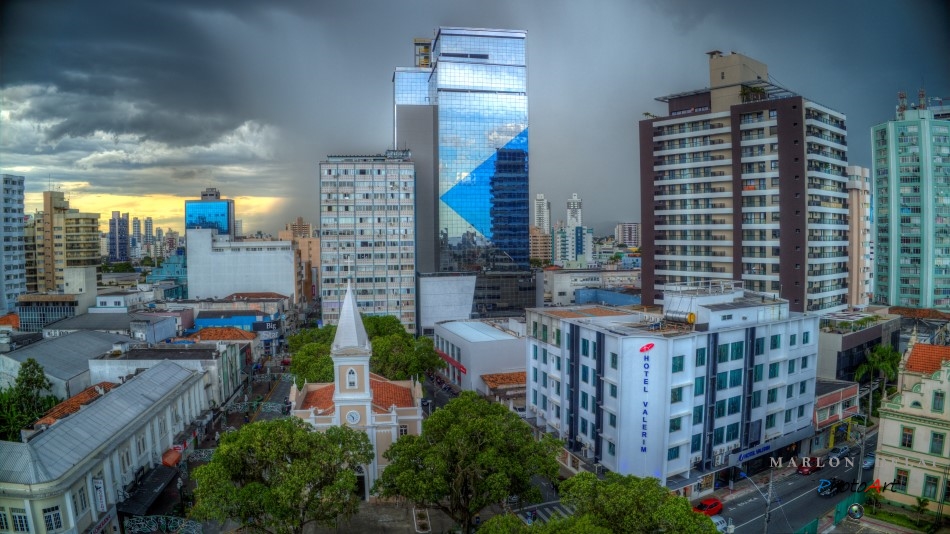 006_scaled_chuva_finaldeTarde_0002_3_4_5_6_tonemapped - Copia.scale-custom_950